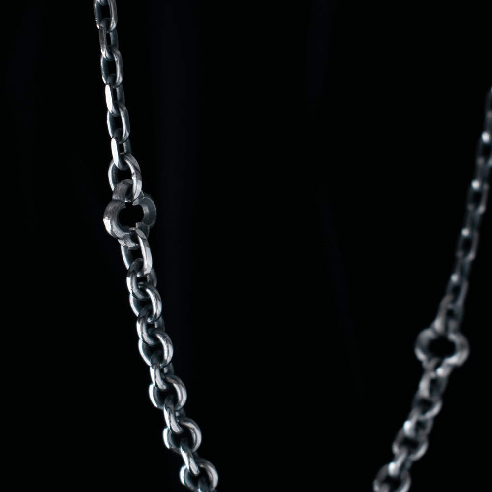 Toilworn Mini Quatrefoil Mixed Chain Necklet