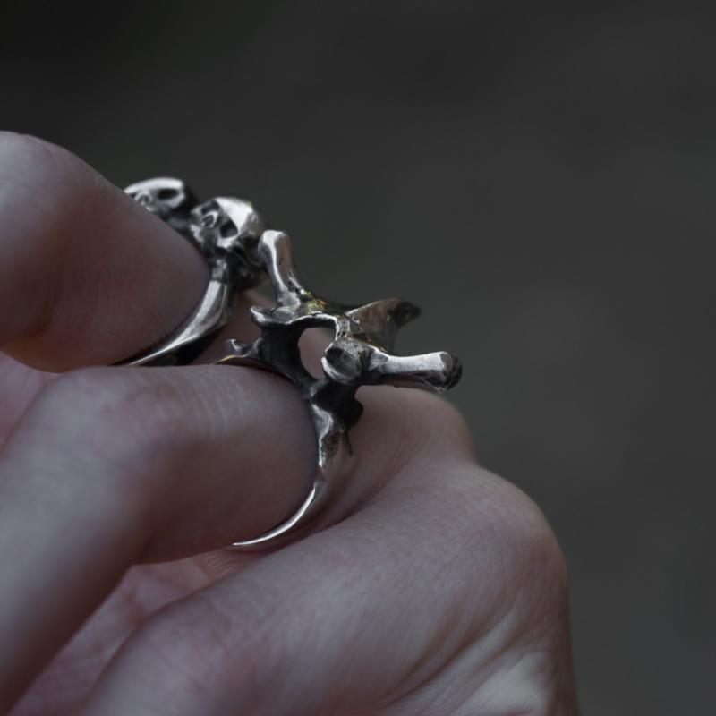 Fortitude Vertebra Ring
